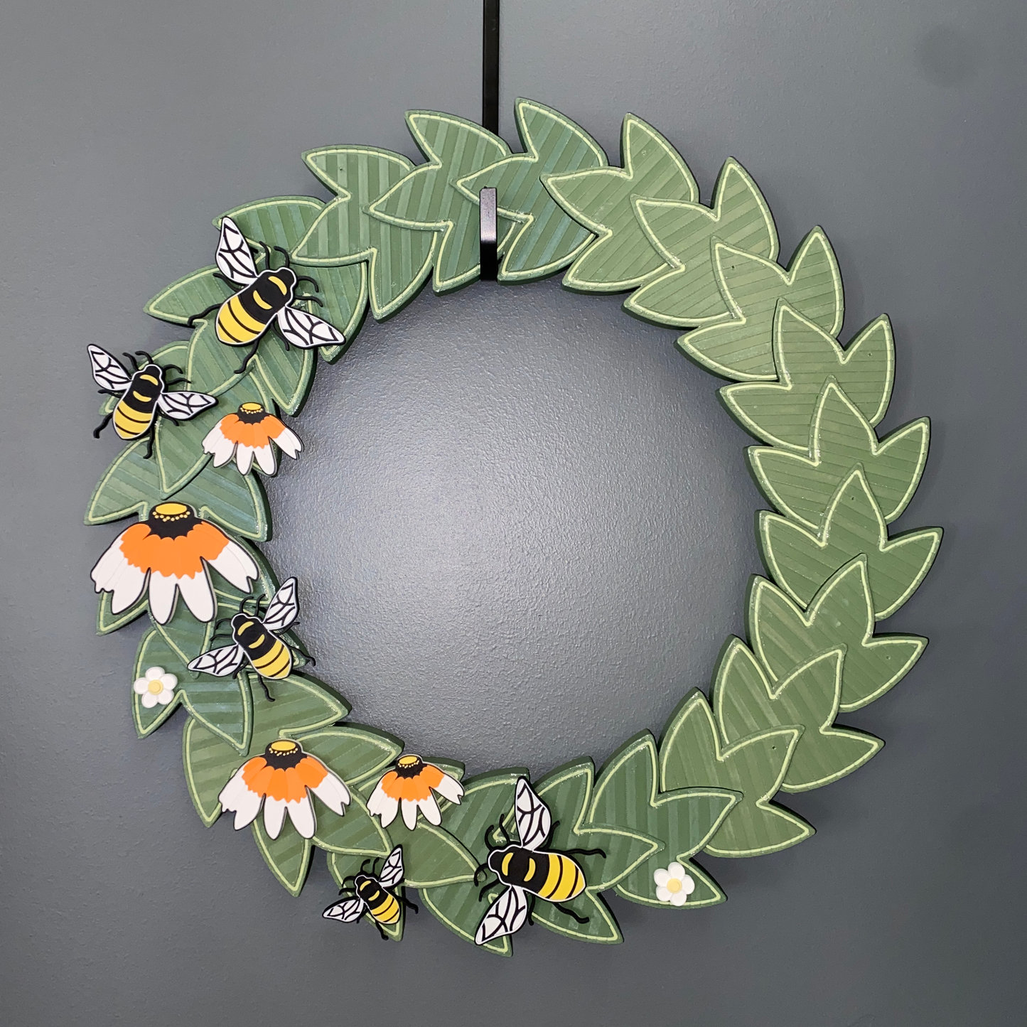 Black Eyed Susan Flowers and Honey Bees Large Wreath Bundle