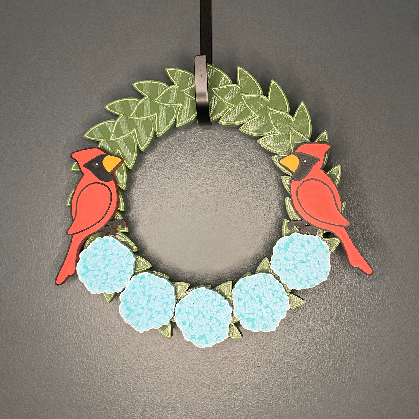 Hydrangeas and Cardinals Small Wreath Bundles