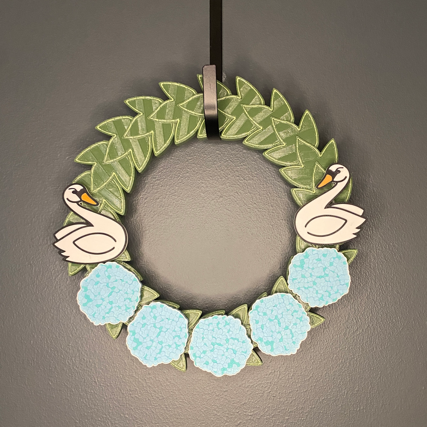 Hydrangeas and Swans Small Wreath Bundles