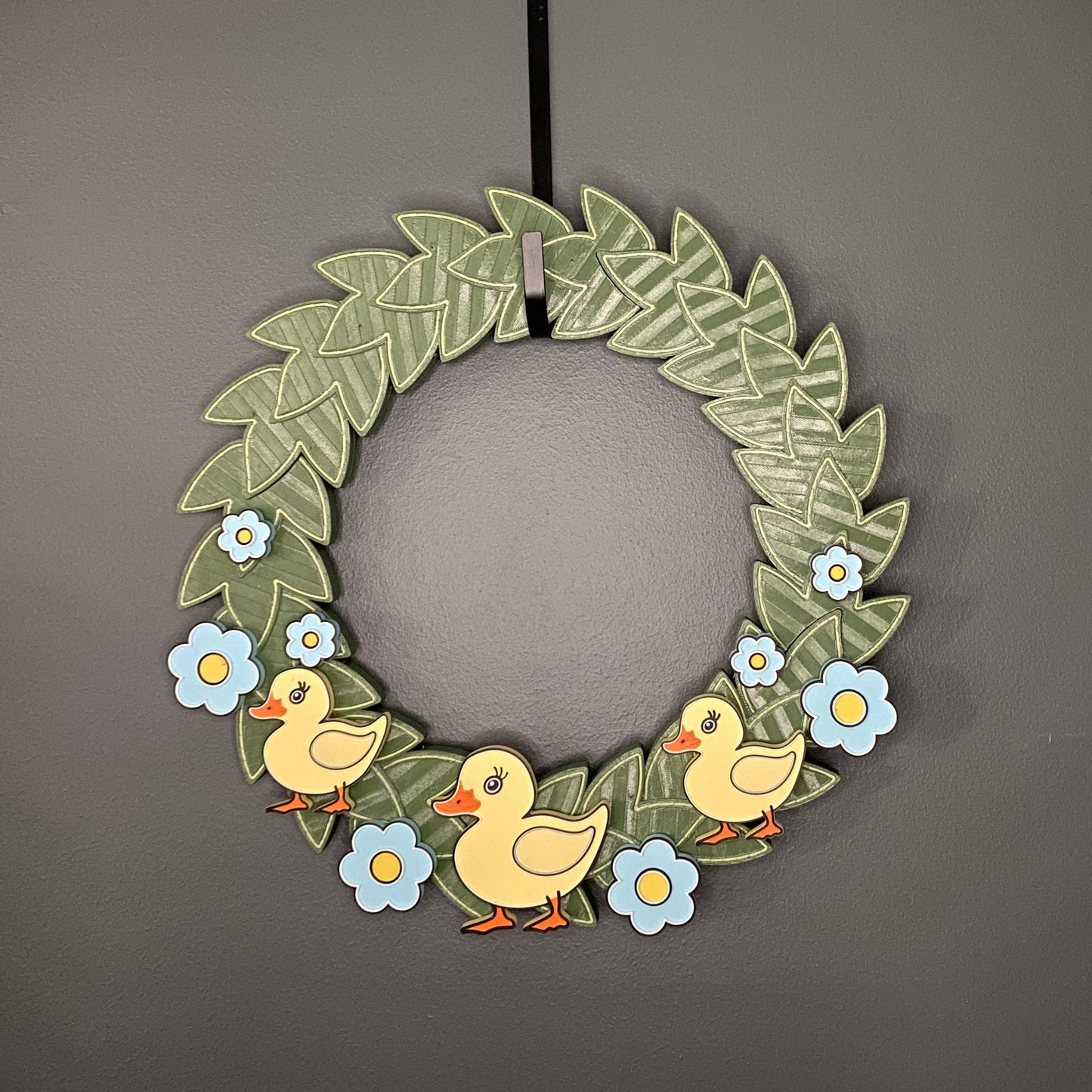 Medium Wreath Blue Flowers and Yellow Ducks Bundle