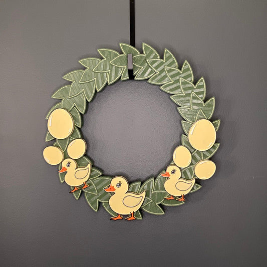 Medium Wreath Yellow Easter Eggs And Yellow Ducks Bundle