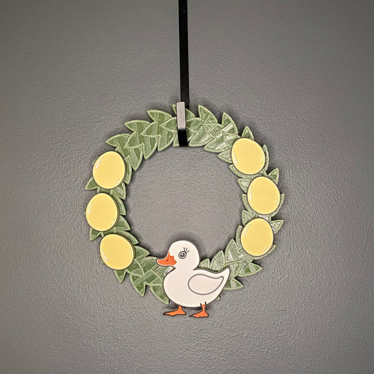 Small Wreath Yellow Eggs and White Duck Bundle